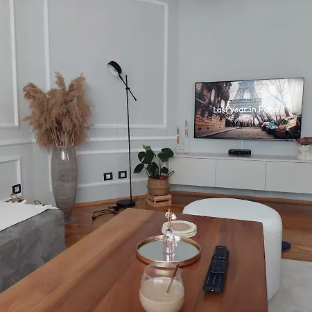 Vodno Cozy Haven Appartamento *